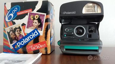 Macchina fotografica Polaroid 600 Istant Camera