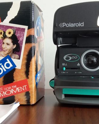 Macchina fotografica Polaroid 600 Istant Camera