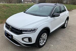 Volkswagen T-Roc 1.0 TSI. 110CV MY22