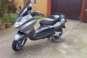 Scooter Piaggio X8 250 cc