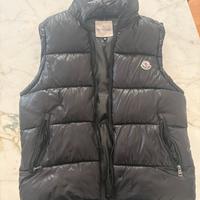 Smanicato moncler