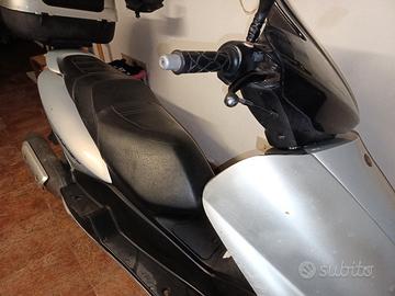  Yamaha 125 €400 km60000