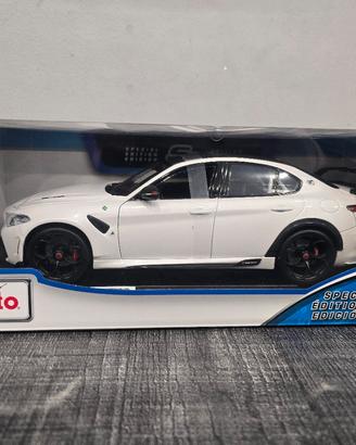 Alfa Romeo Giulia GTAm 1/18 Maisto Nuovo