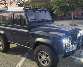 Land Rover Defender 90 TD4
