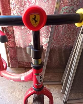 Bici/bicicletta senza pedali Ferrari