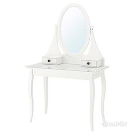 Toeletta / Tavolo da trucco / Schminktisch