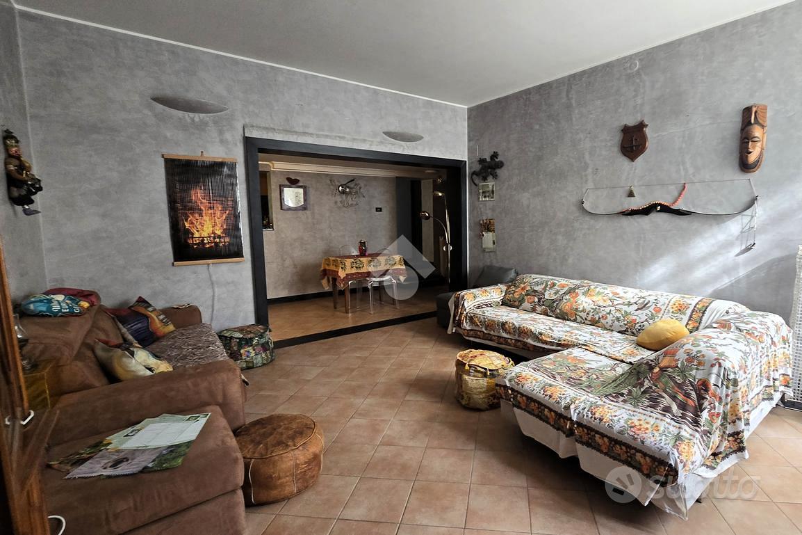 Appartamento – Genova, Ghetto, Centro Est - Vista 2
