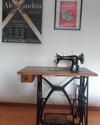 macchina da cucire vintage