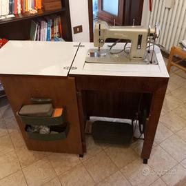Necchi macchina per cucire 