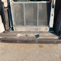 pedana elettrica trasporto disabili 