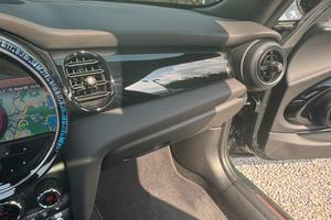 Mini cooper jcw 2023 231 cv