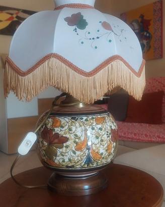Lume in ceramica