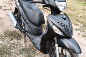 sixsteen 150cc