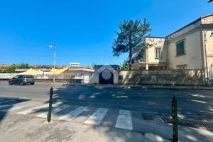 4 LOCALI A SANT'AGNELLO