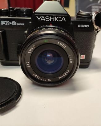 Macchina fotografica yashica FX-3 SUPER 2000
