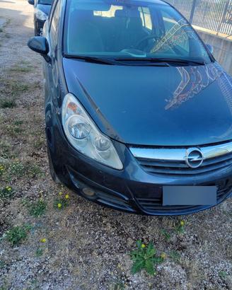 auto Opel corsa 