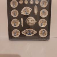 Set piatti per casa delle bambole 