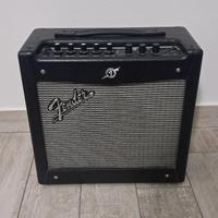 Amplificatore per chitarra Fender mustang I (v.2)