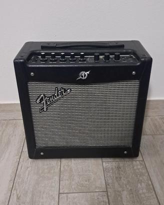 Amplificatore per chitarra Fender mustang I (v.2)