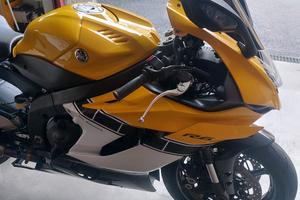 R6 yahama 2020 carene laguna seca