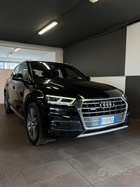 Audi Q5 2.0 TDI 190CV Quattro S LINE