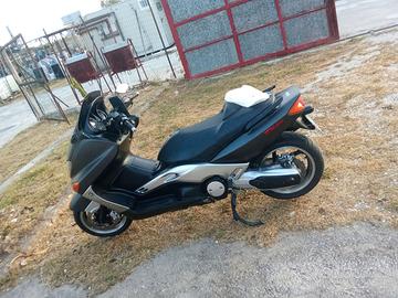 Motore Tmax