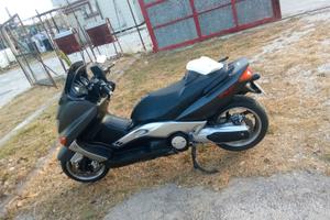 Motore Tmax