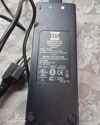 alimentatore switching per notebook