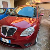 lancia Y