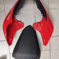 Sella Ducati street fighter V2