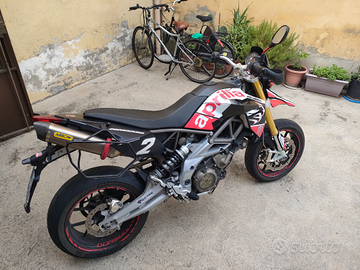 Aprilia Dorsoduro 750