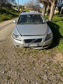 Volvo v50 cambio automatico nuovo