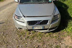 Volvo v50 cambio automatico nuovo