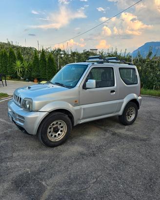 Suzuki Jimny 1.5 DDiS cat 4WD JLX