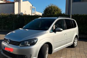 Auto Volkswagen 7 posti