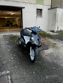 Sym jet sr