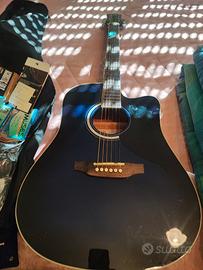 Chitarra EKO elettroacustica