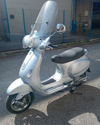 Vespa LX 150