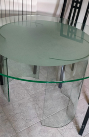 Tavolo in vetro