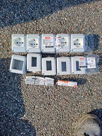 Scatole gewiss + scuko +interruttori