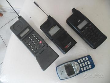 TELEFONINI VINTAGE PER COLLEZlONISTl