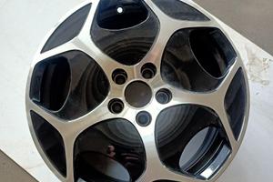 Cerchi nuovi originali Alfa Romeo da 17