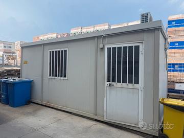 Container