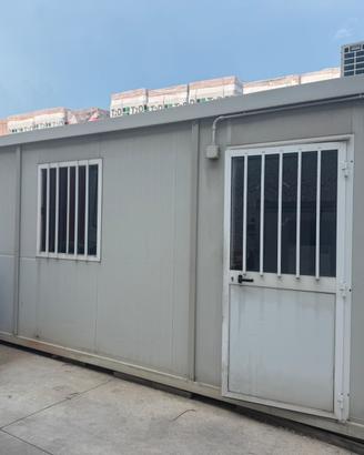 Container