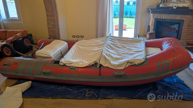 Tendalino gommone 3 archi