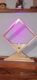 lampada in legno 