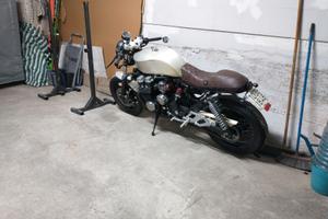 Honda Cbx 750 restyling cafè racer