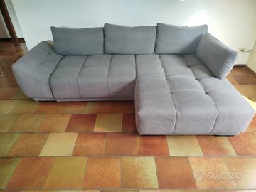 Divano con chaise longue