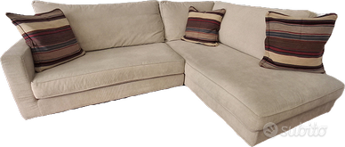 Divano Long Island Roche Bobois, con penisola