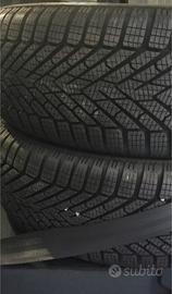gomme neve pirelli 205/55 